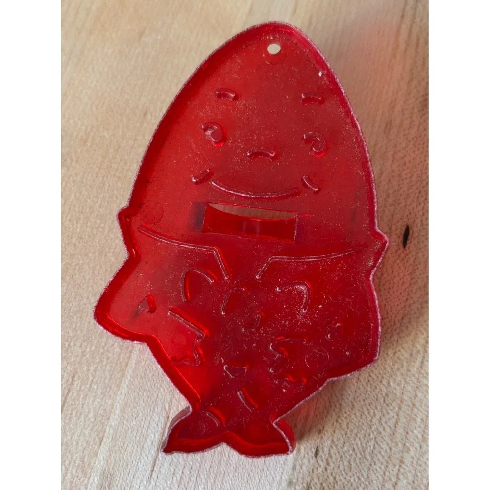 4 Vintage red plastic cookie cutters Humpty Dumpty & 3 Christmas‎ cutters